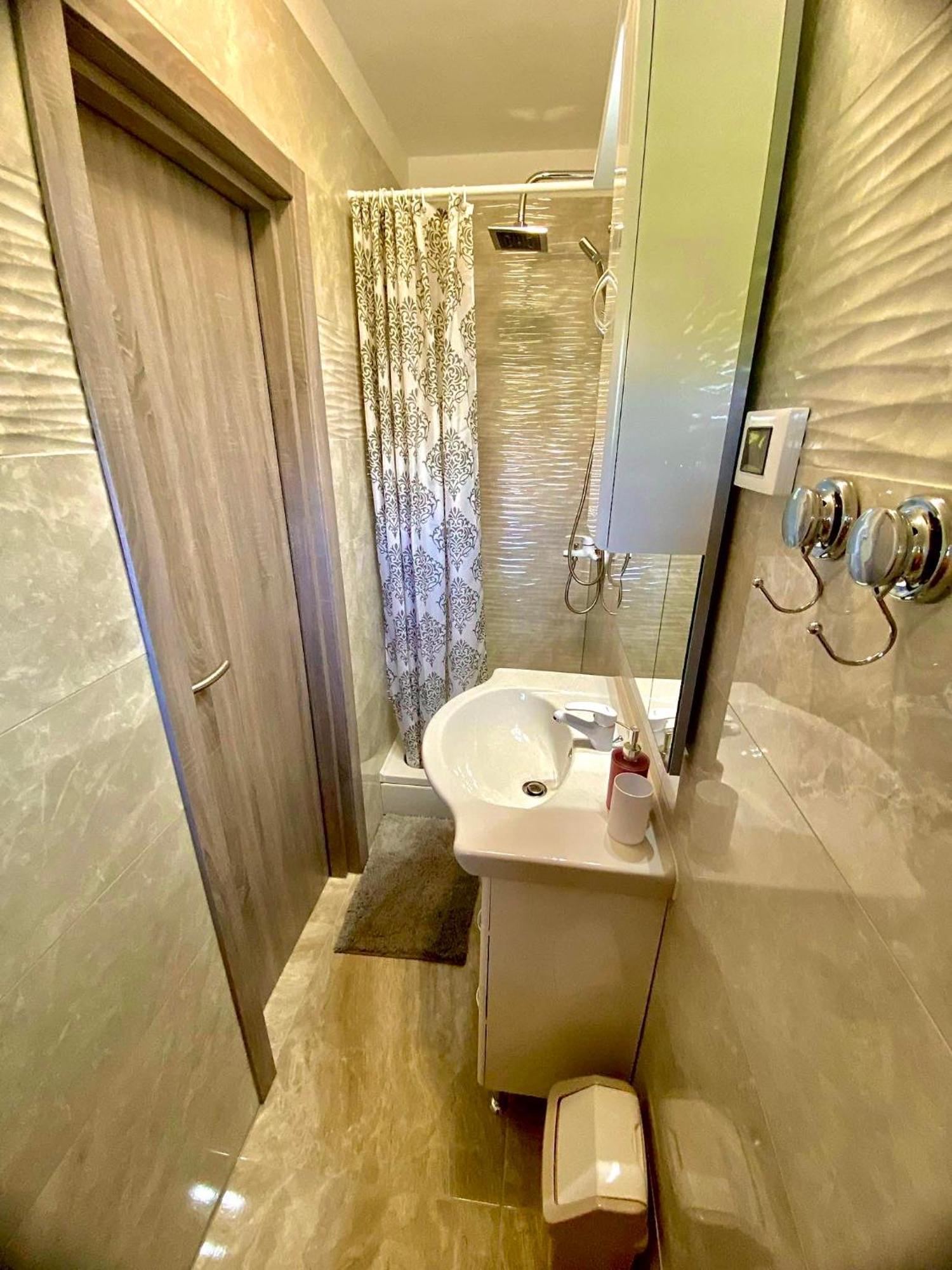 Apartman Miljenko - Matovica Kampor Buitenkant foto