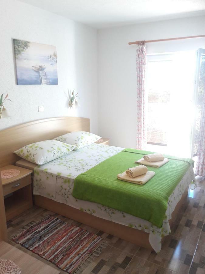 Apartman Miljenko - Matovica Kampor Buitenkant foto